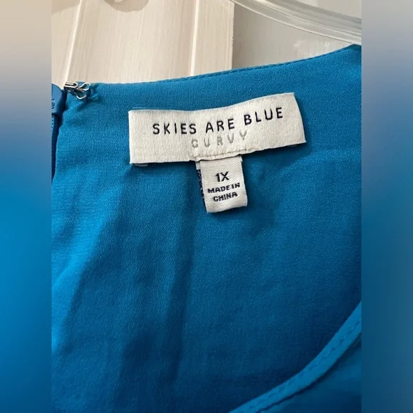 Skies Are Blue Vibrant Blue Midi Dress - Picture 2 of 8
